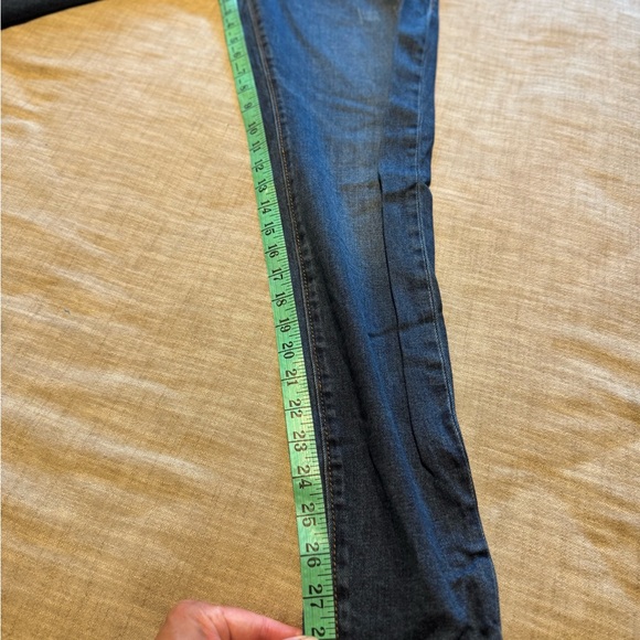 True Religion Blue Jeans Classic Denim Wash - Picture 6 of 7